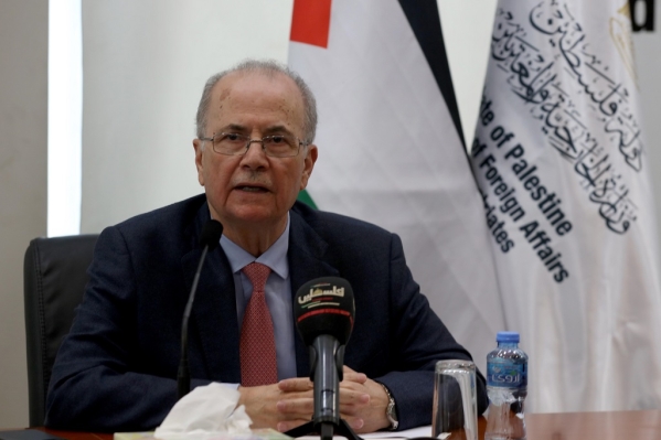 مصطفى يطلع وزير خارجية سلطنة عُمان على التحديات التي تواجه الحكومة